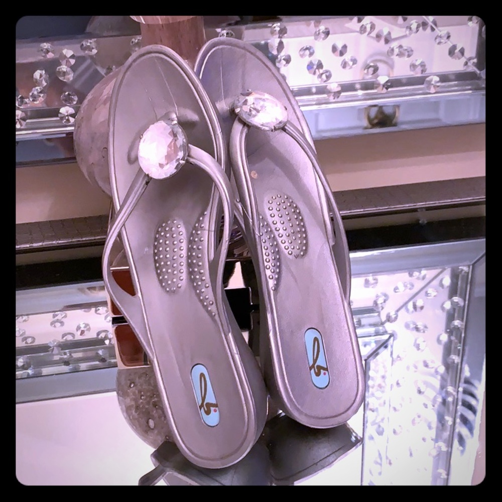 💜💥OKA sandals 💜💥